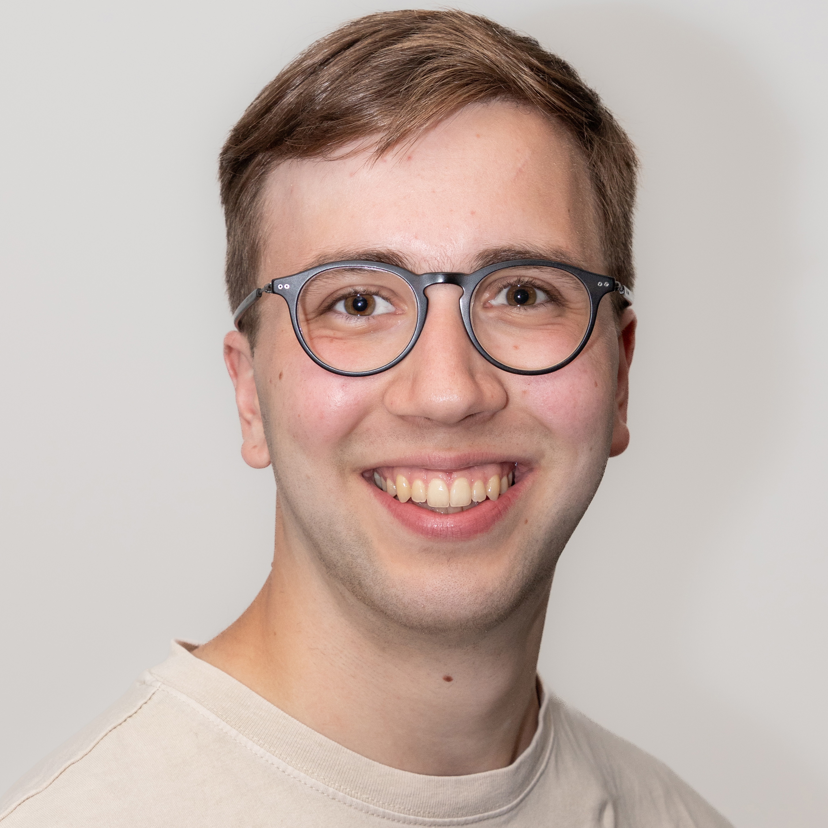 Max_T_photo.jpg